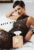 tn.Coco_Chanel_Mademoiselle_20010201_Kate_Moss.jpg